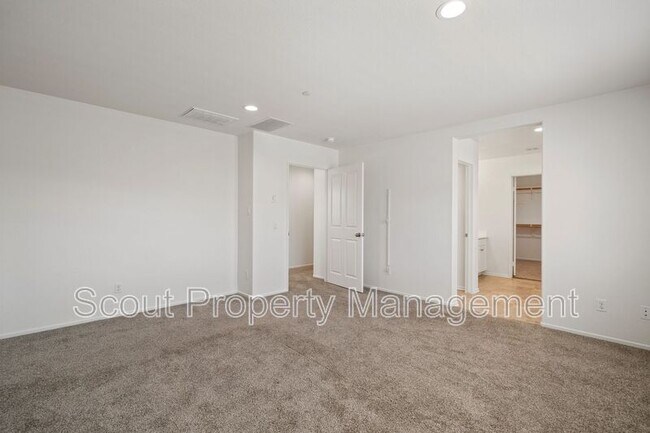 Building Photo - 29308 Abelia Ln