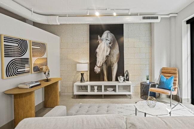 Building Photo - Logan Circle Condo | 1 Bed | 1 Bath | 885 Sf | Large Private Patio | 1 Garage Parking Space
