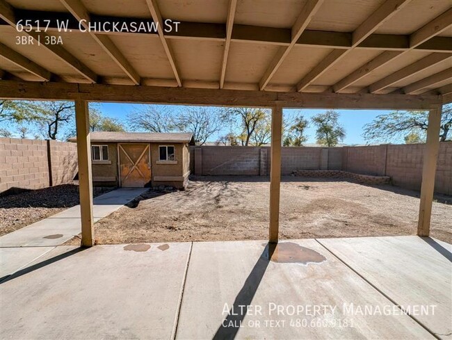 Building Photo - 1,800 Square Foot Home in Phoenix