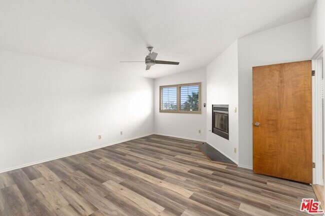 Building Photo - 3023 Berkeley Ave