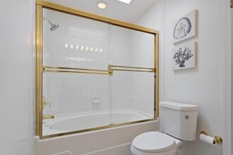 Building Photo - 2573 Park Blvd