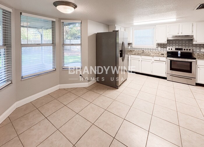 Building Photo - 12744 Serenade Cir S