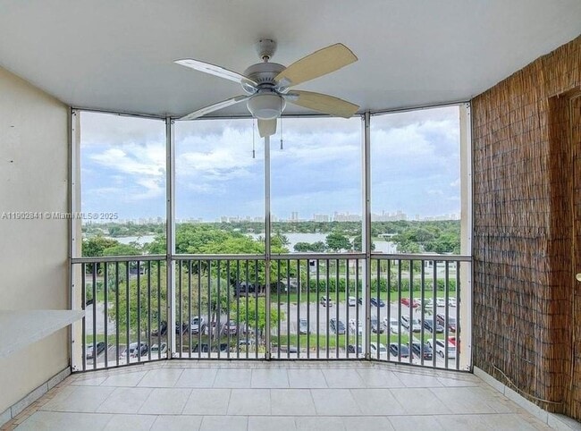 Building Photo - 1780 NE 191st St