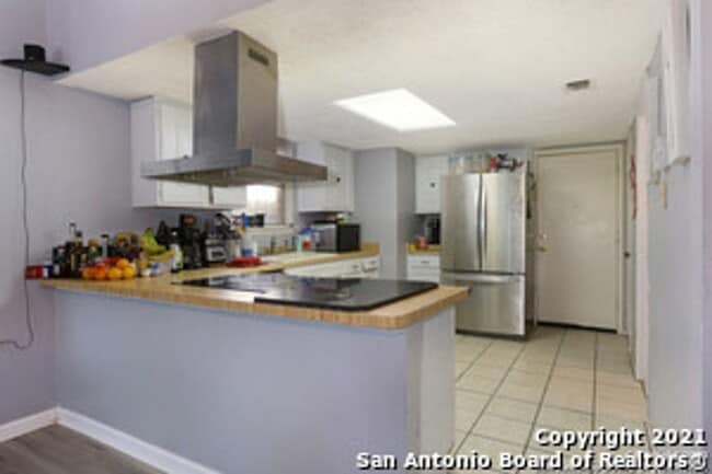 Building Photo - 6510 Ridge Creek Dr