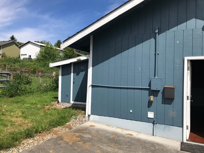 Building Photo - 1 Bed 1 Bath ADU Tiny Home Lake Stevens