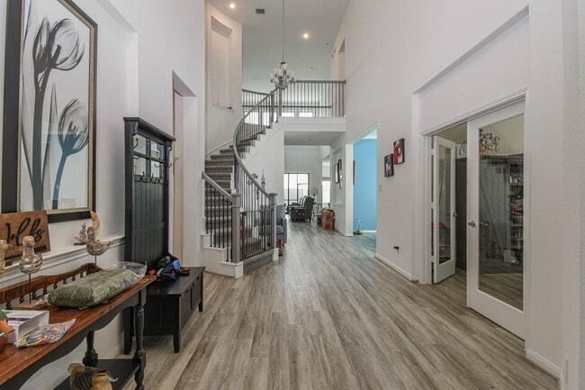 Building Photo - 21207 Rabbitbrush Ct