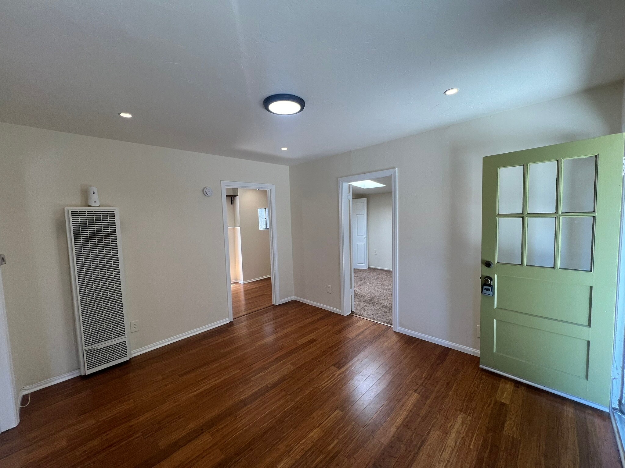 Building Photo - 2019 Cypress Ave