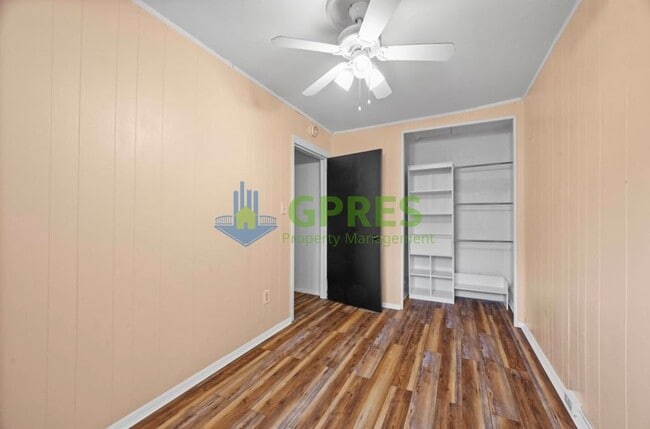 Building Photo - Charming 2-Bedroom Home with Modern Comfor...