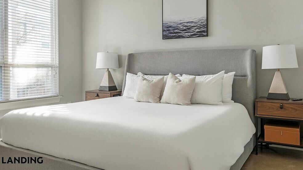 Building Photo - 4300 Cromwell Dr