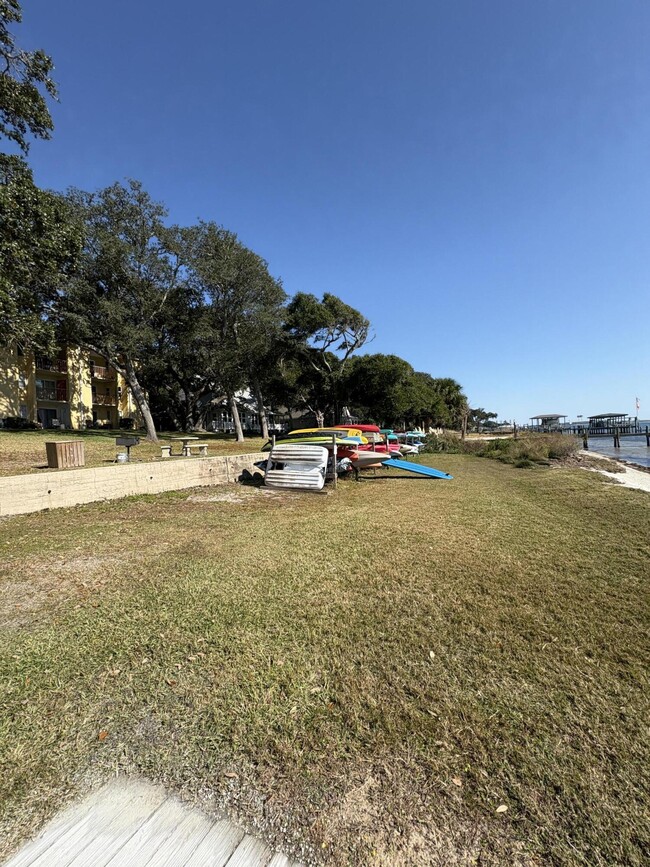 Building Photo - 209 W Miracle Strip Pkwy