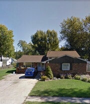 Building Photo - 749 Howell St