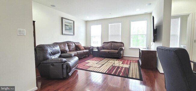 Building Photo - 2873 Burrows Ln