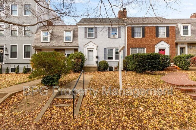 Building Photo - 1710 37th St NW