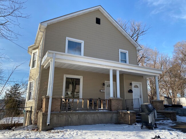 Primary Photo - 1501 McDonald St
