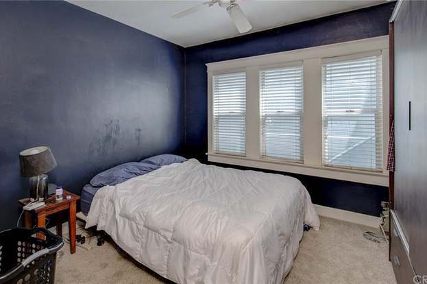 Building Photo - 223 24th St