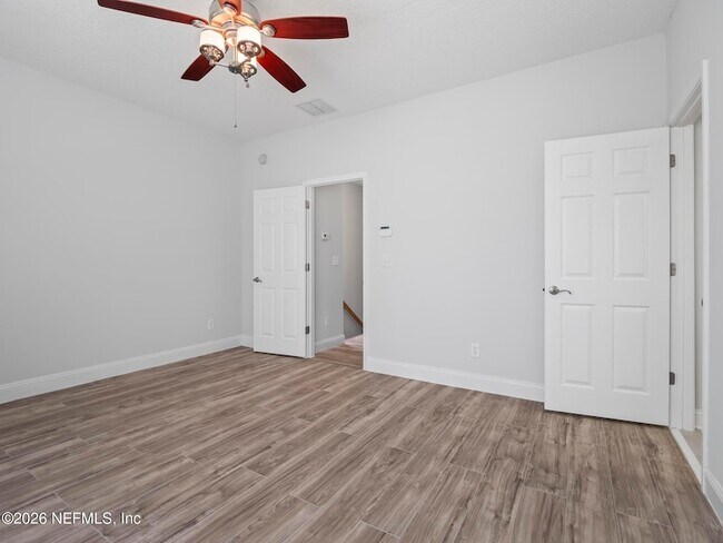 Building Photo - 4472 Congressional Dr