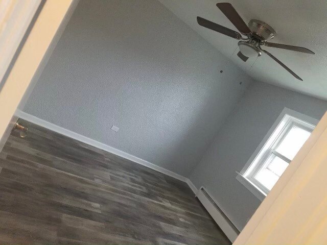 Building Photo - 6118 W 63rd St