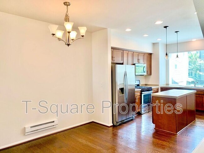 Building Photo - 13417 45th Dr SE