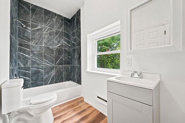 Building Photo - 2BR/1BA Home | West Philly