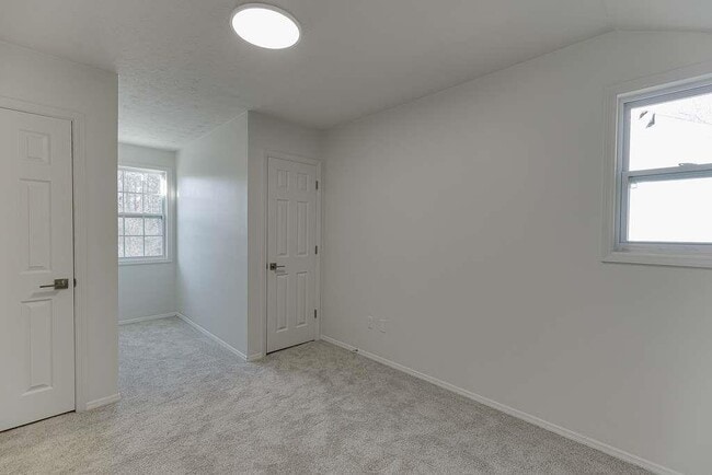 Building Photo - 1225 Shelton Way