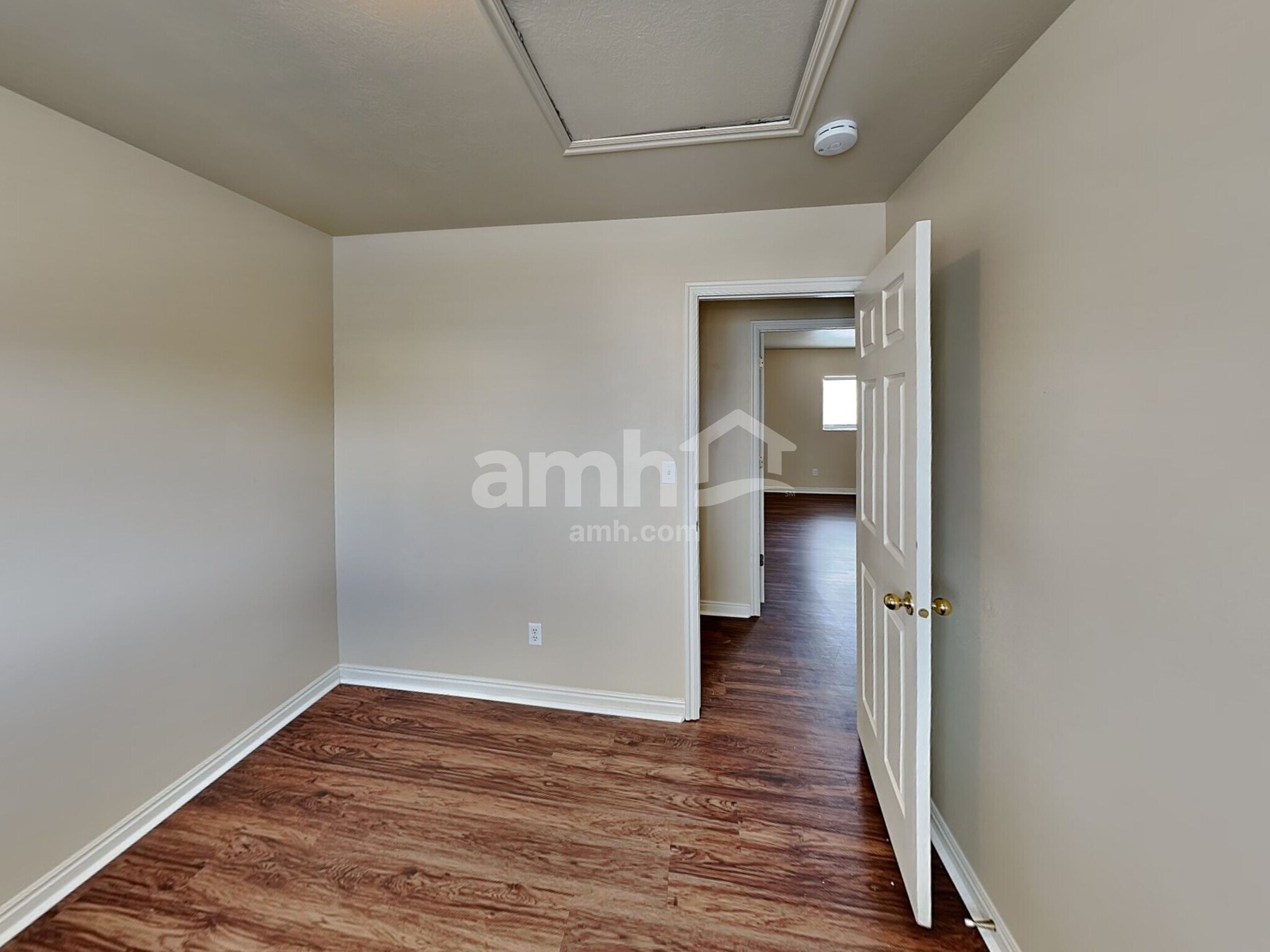 Building Photo - 1343 S 2700 E