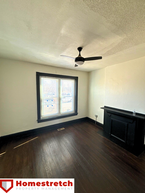 Building Photo - Two Bedroom One Bath Available for Move In...