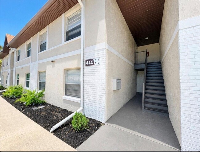 Building Photo - 411 Banana Cay Dr