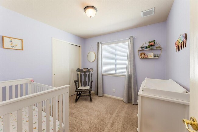 Building Photo - 336 Celery Loop