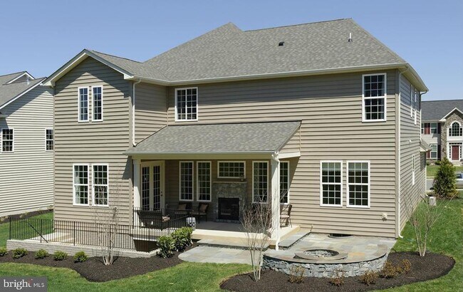 Building Photo - 141 Coachman Cir