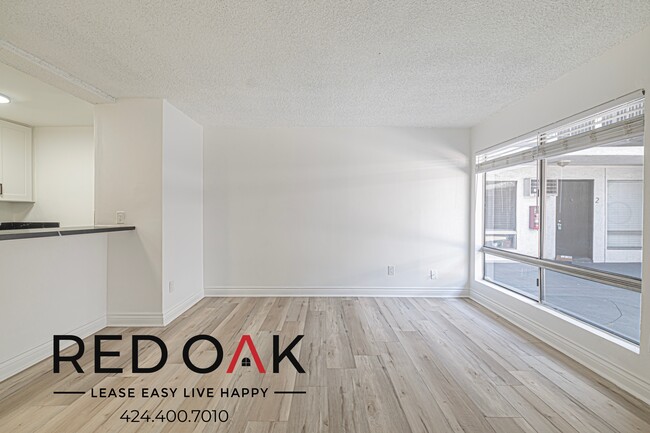 Building Photo - 6555 1/4 La Mirada Ave-10