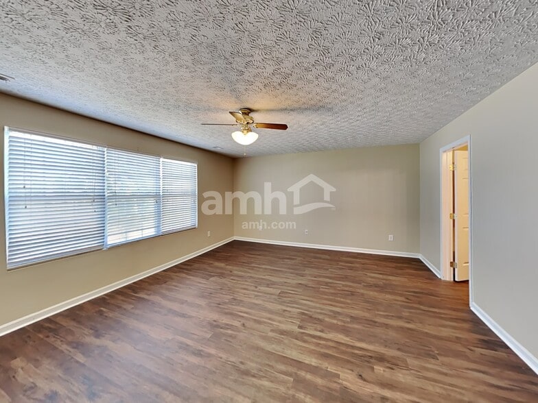 Building Photo - 8157 Grant Park Ave