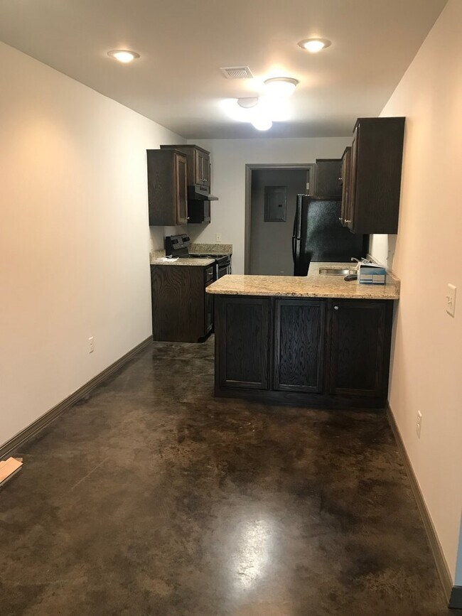 Building Photo - 51 W. Center