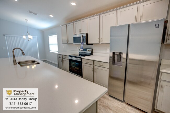 Building Photo - Magnificent, New Construction Winter Haven...