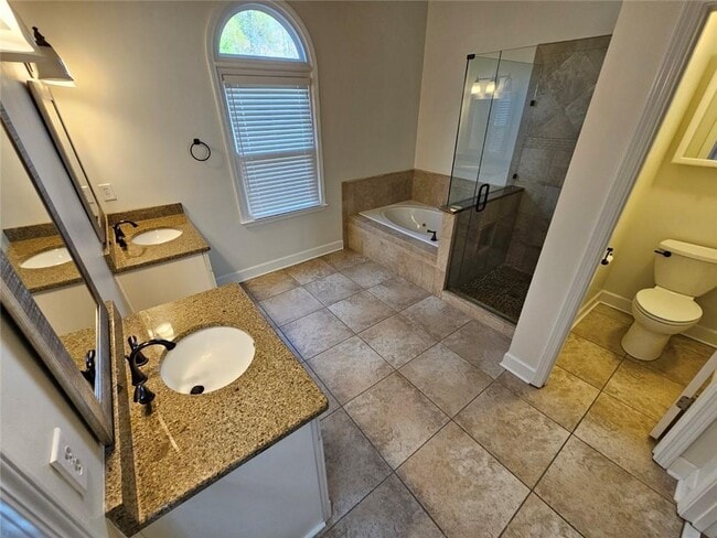 Building Photo - 11640 Vista Forest Dr