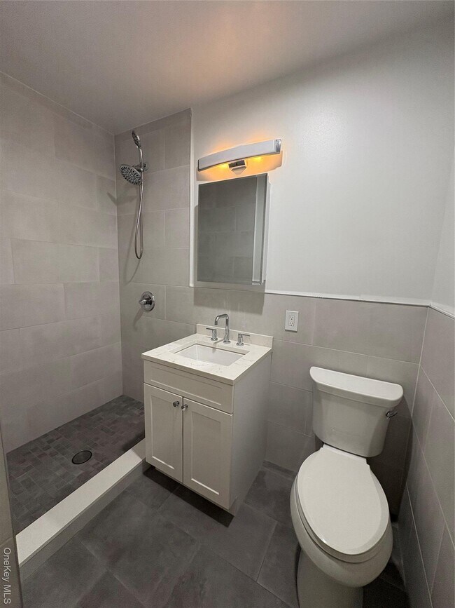 Building Photo - 300 Martine Ave