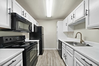 Building Photo - Stylish Apartments Designed for You