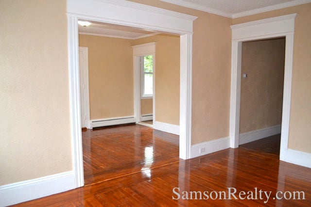 Building Photo - 136 Irving Ave