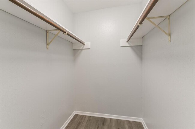 Building Photo - 7600 Emmett F Lowry Expy