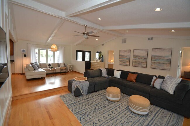Building Photo - 58 Comanche Ct