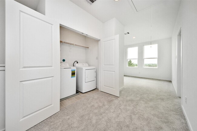 Building Photo - 12634 Blue Catfish Ln