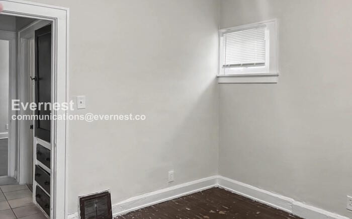 Building Photo - 3391 W 117th St