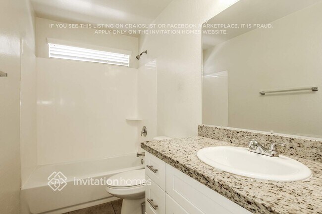 Building Photo - 186 N 224th Ln