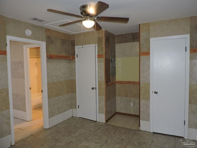 Building Photo - 1327 Jasma Ln