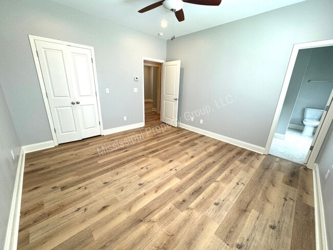 Building Photo - 3BR/2.5BA For Rent