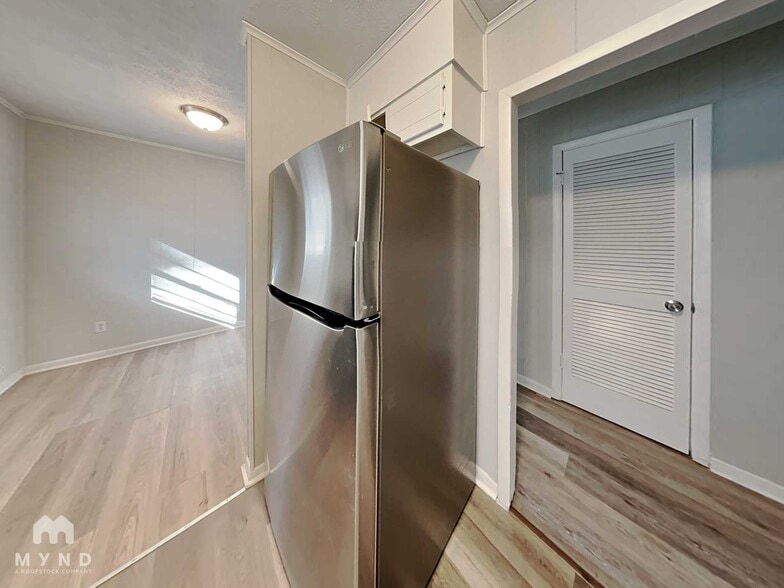 Building Photo - 10204 Allen Dr SW