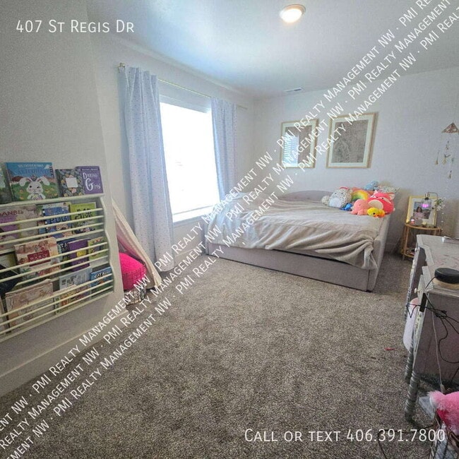 Building Photo - 407 St Regis Dr