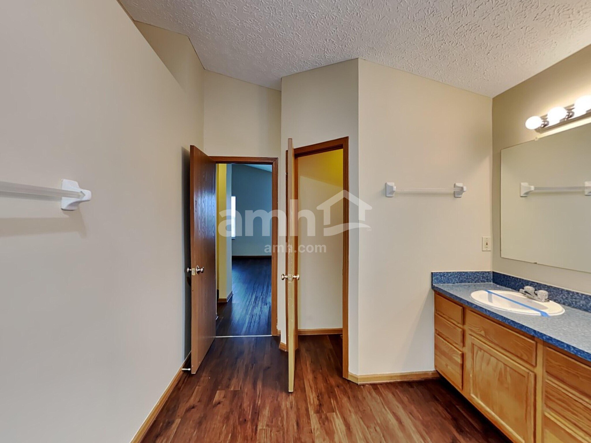 Building Photo - 5888 Gazelle Dr