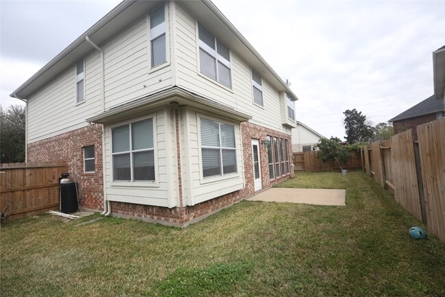 Building Photo - 1611 Candleston Ln