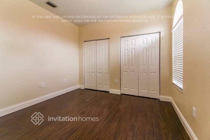 Building Photo - 8723 NW 142nd Ln