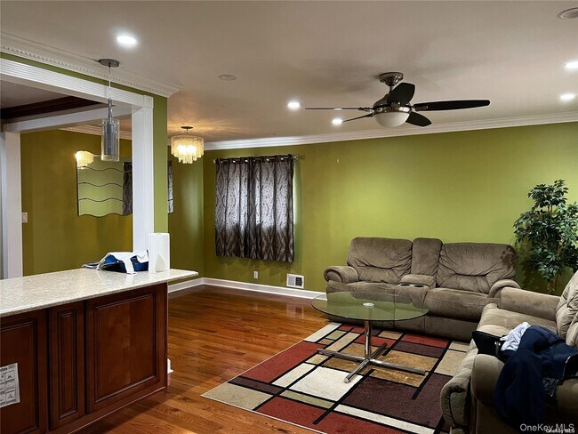 Building Photo - 83-12 253rd St